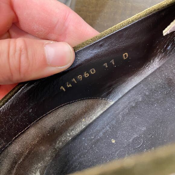 Gucci U Tip  Suede Loafers Men's 11D 141960 Preppy Casual - Picture 9 of 11